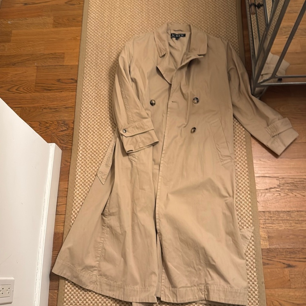 Tan J.crew Trench coat oversized in size XS with tie waist